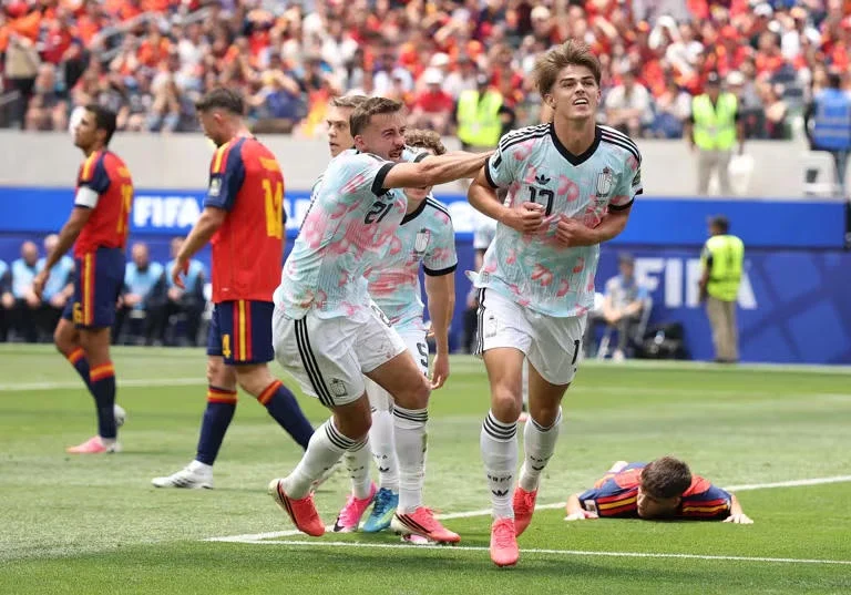 L’Espagne élimine la Belgique et rejoint la France en demi-finale de la Coupe du monde