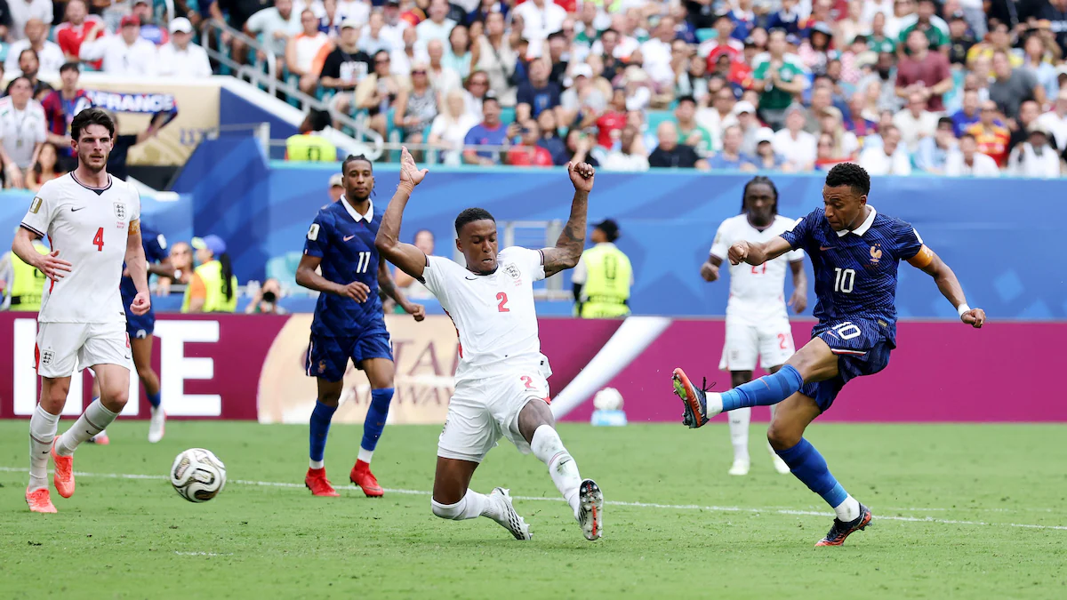 Kylian Mbappe a inscrit deux buts dans la défaite des Français face aux Anglais en finale consolation du mondial.