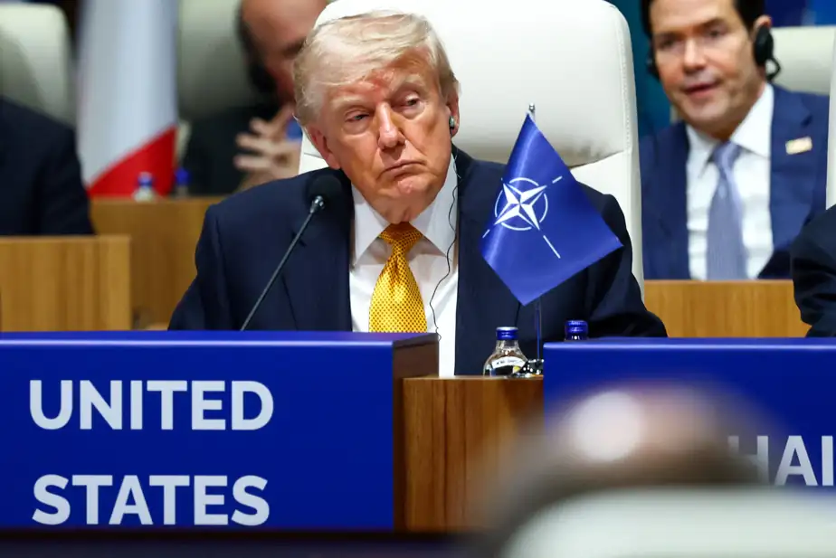 Les États-Unis frappent de nouveau l’Iran après des attaques dans le détroit d’Ormuz